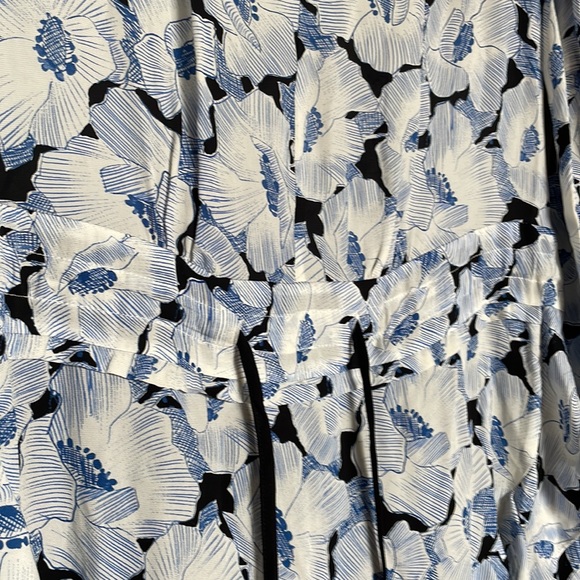 Reiss Maddy Floral Print Flippy Dress - Picture 5 of 7